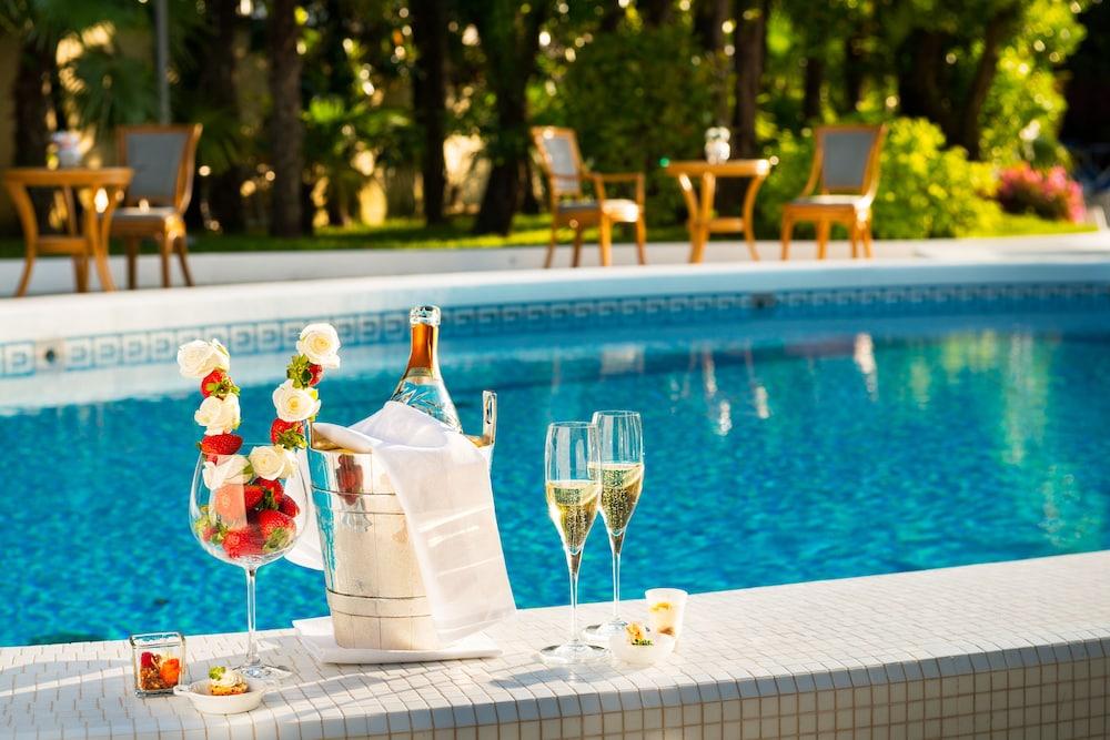 Hotel Due Torri Abano Terme Eksteriør billede