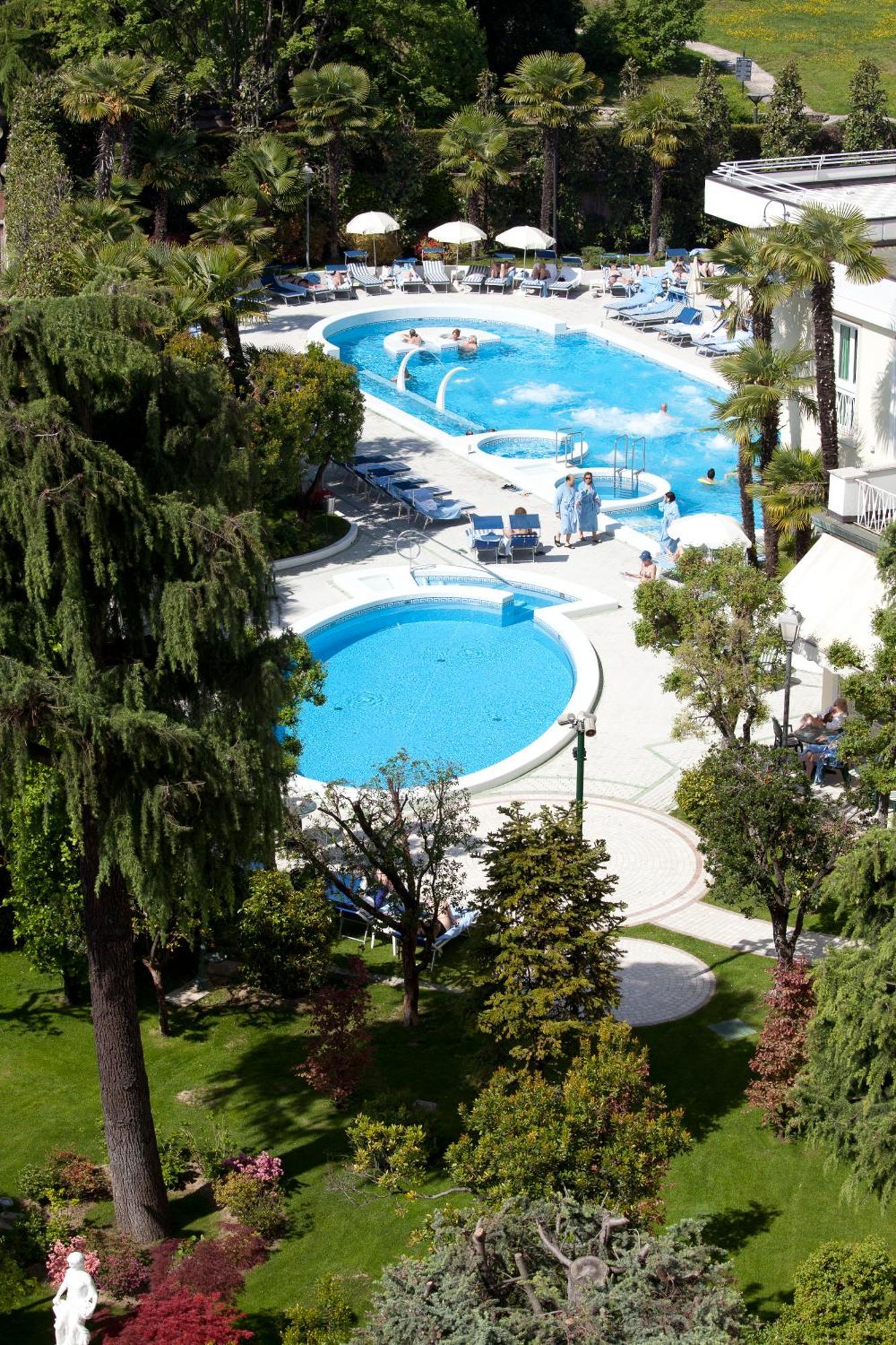 Hotel Due Torri Abano Terme Eksteriør billede
